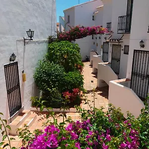 apartamento-lola-bajamar-nerja.es-andalucia.com/
